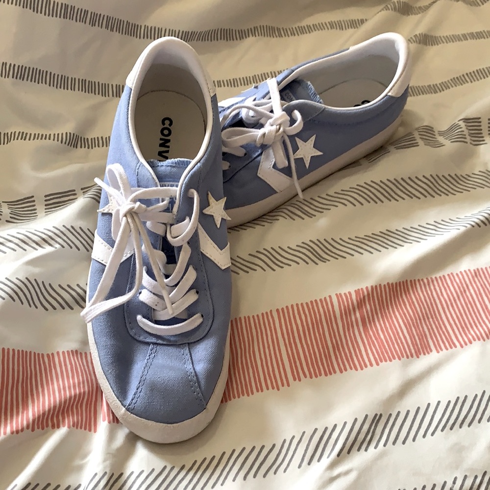 Converse flats, hardly worn.